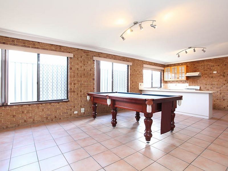 42 Morrison Road, Redcliffe WA 6104