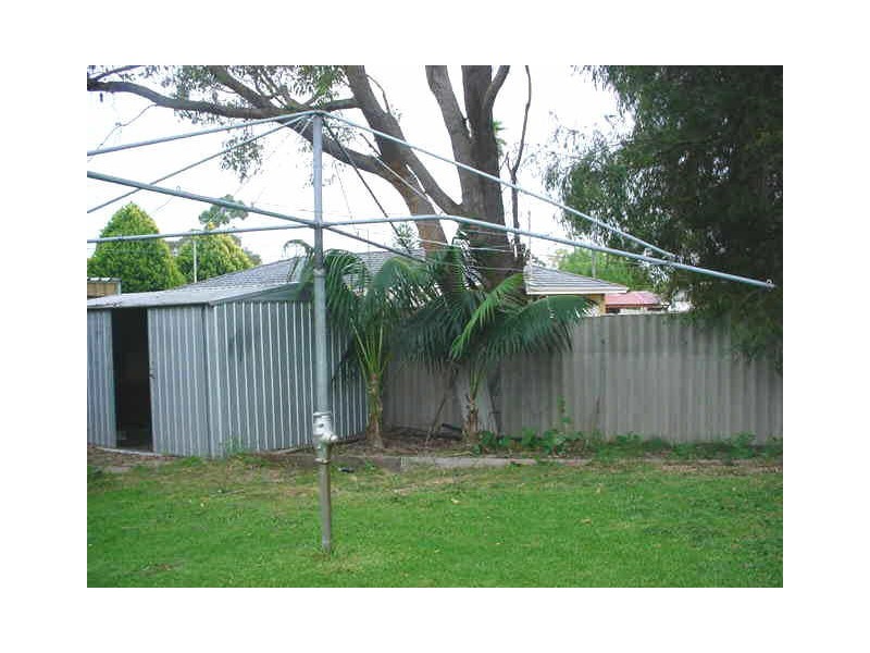 25 Paulette Way, Belmont WA 6104