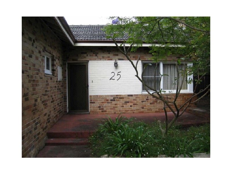 25 Latham Street, Alfred Cove WA 6154