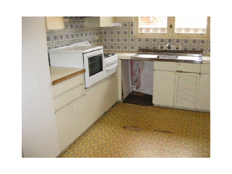 25 Latham Street, Alfred Cove WA 6154