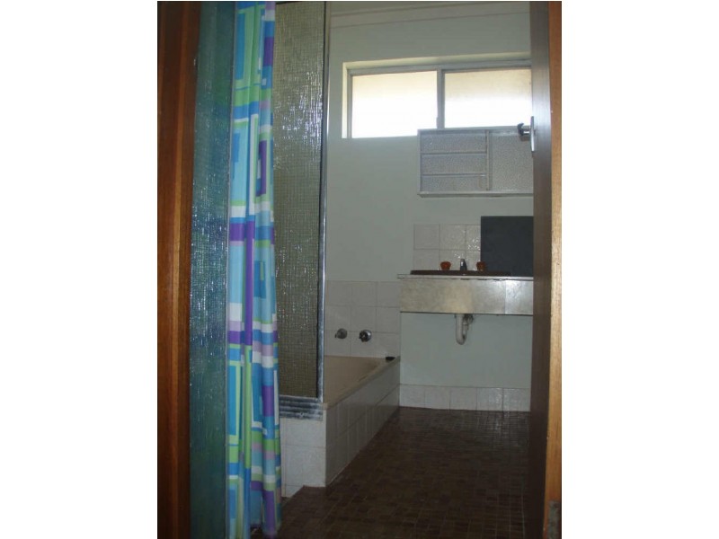 188 Knutsford Avenue, Kewdale WA 6105