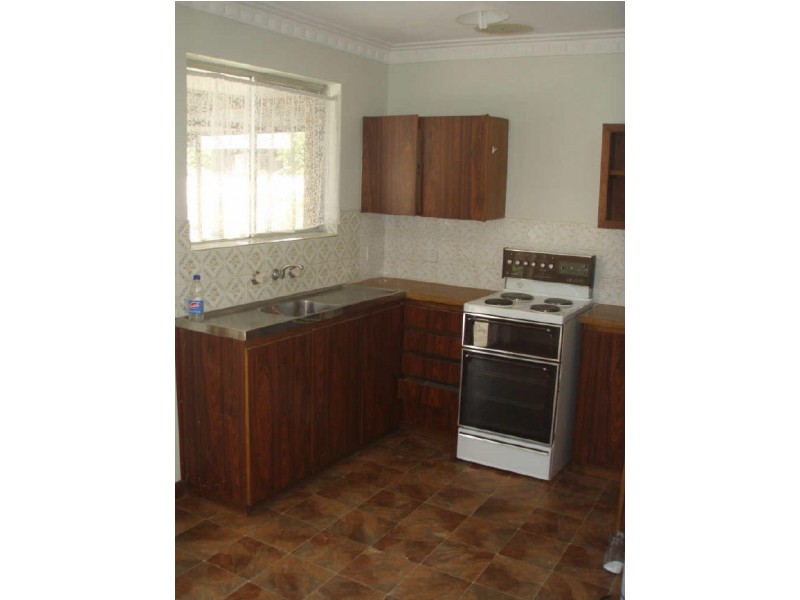 188 Knutsford Avenue, Kewdale WA 6105