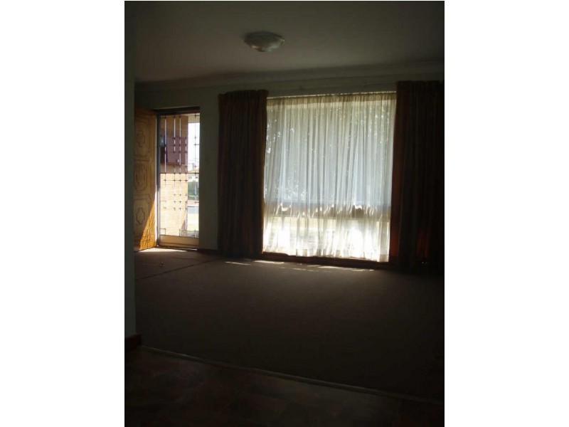 188 Knutsford Avenue, Kewdale WA 6105