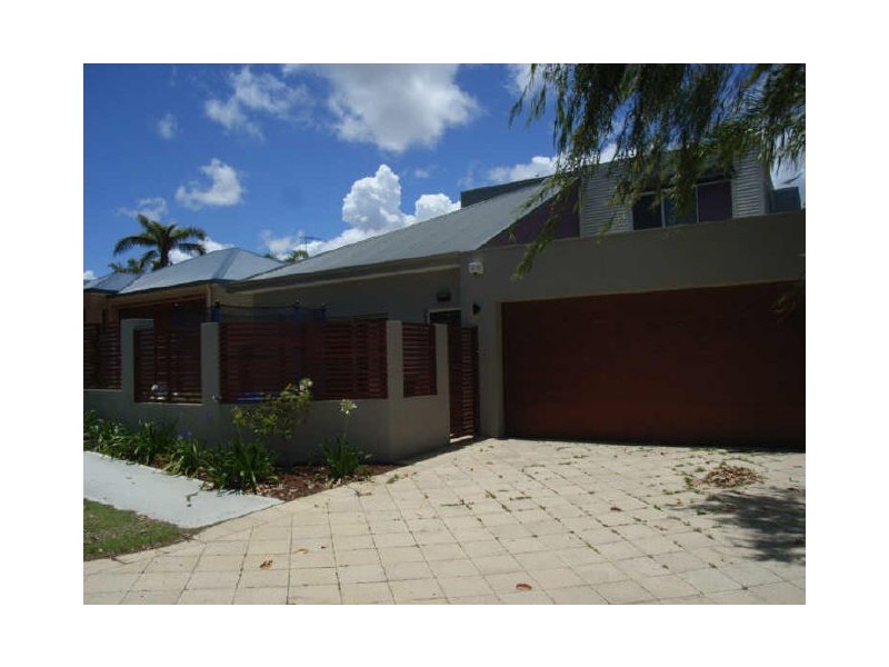 206A Grand Prom, Doubleview WA 6018