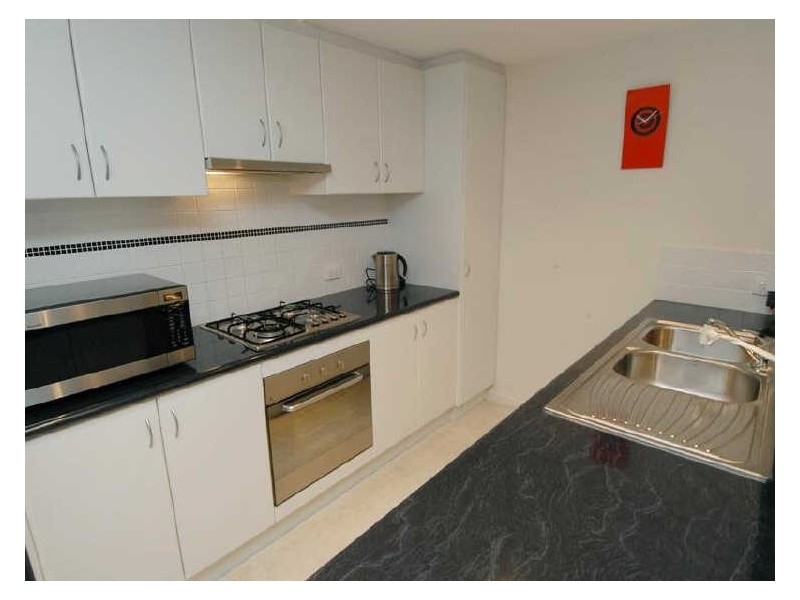 7/8 Hillcrest Road, Kewdale WA 6105