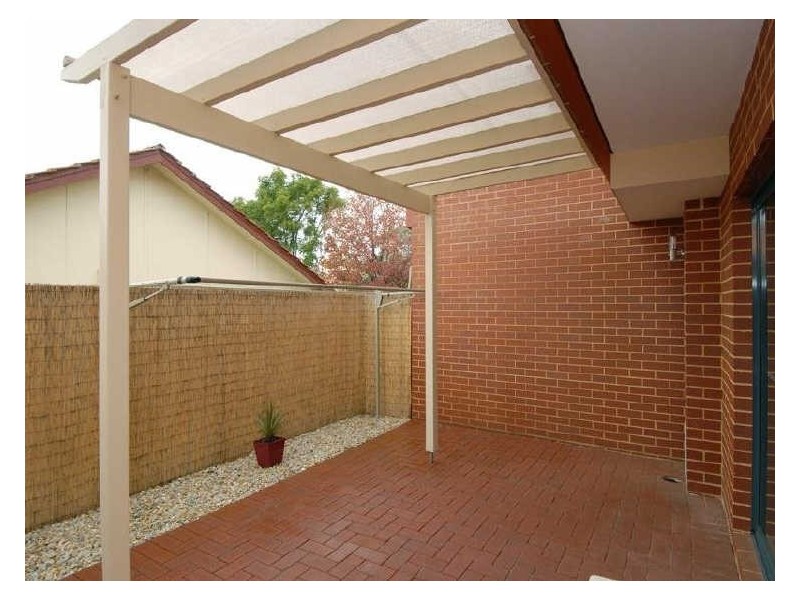 7/8 Hillcrest Road, Kewdale WA 6105