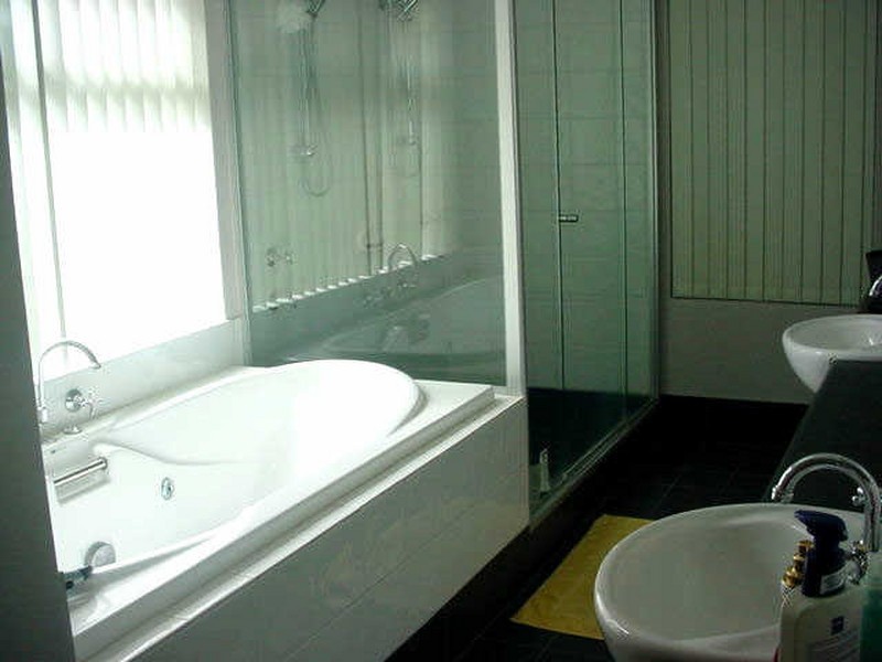 6 Finlay Court, Rivervale WA 6103