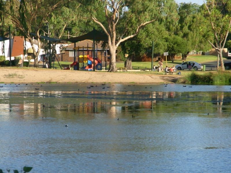 61/57 Frederick Street, Belmont WA 6104