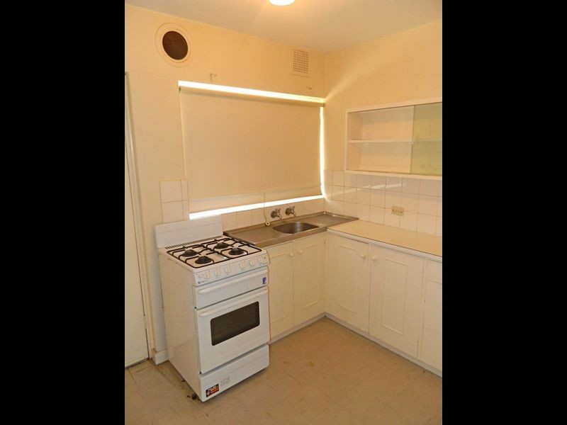 4/4 Minora Place, Rivervale WA 6103