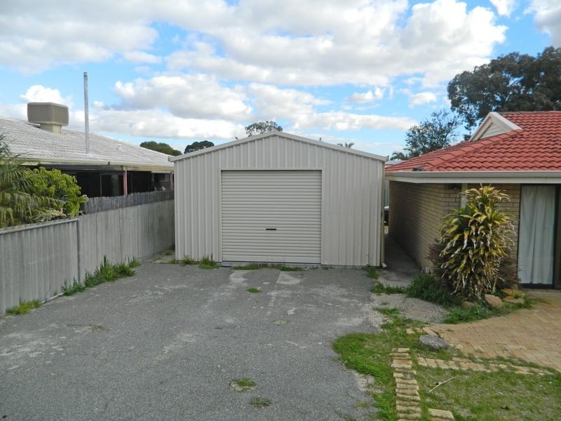 8 Charlton Road, Kewdale WA 6105