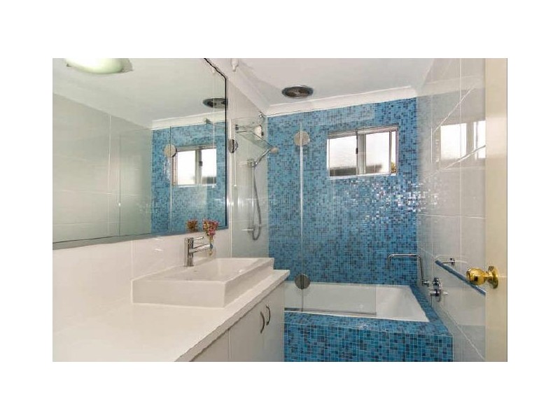 4/240 Eigth Ave, Inglewood WA 6052