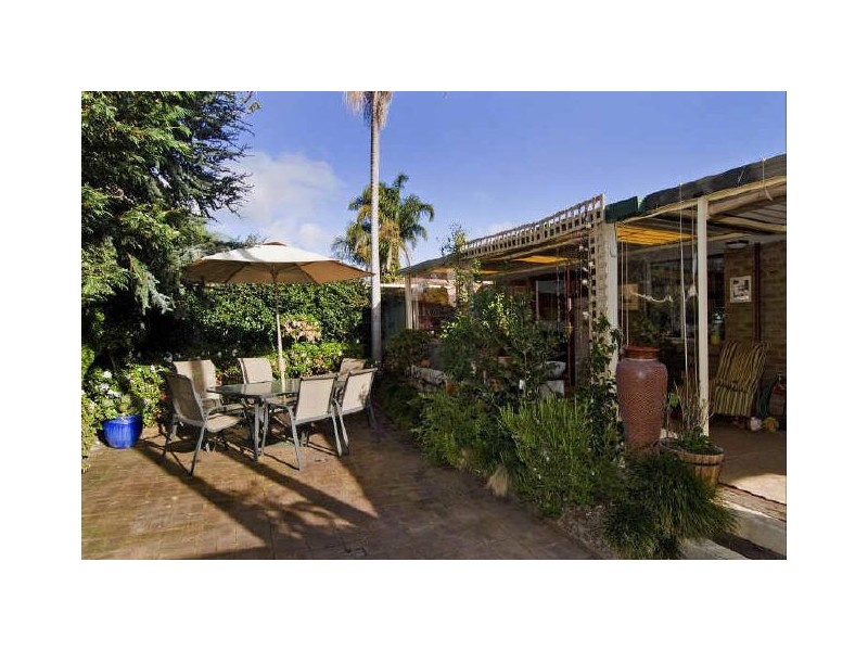 4/240 Eigth Ave, Inglewood WA 6052