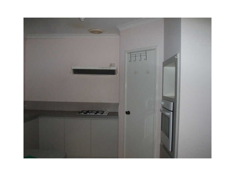 2/2 Cueesun Court, Redcliffe WA 6104