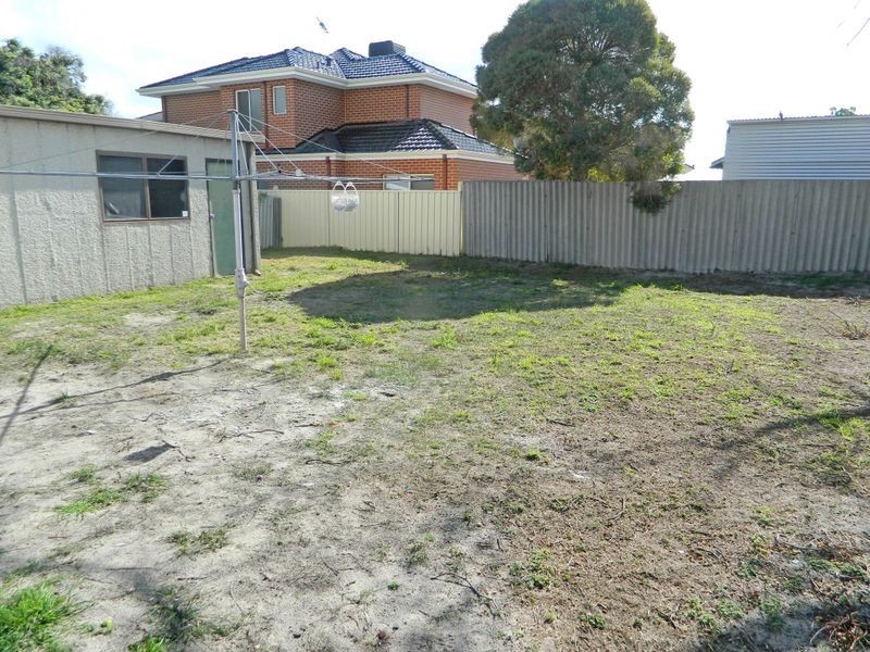23 Gibbs Street, Rivervale WA 6103