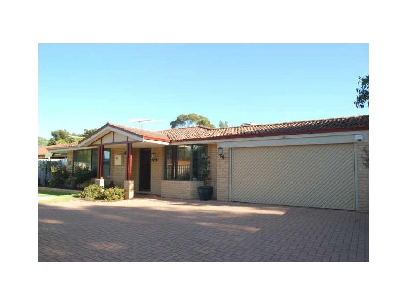 30B Cleopatra Street, Palmyra WA 6157