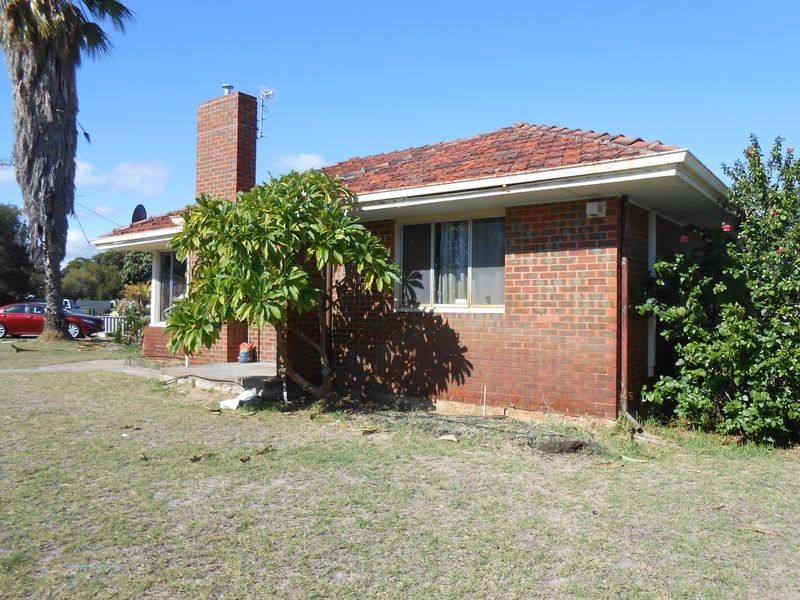 10 Ritchie Way, Cloverdale WA 6105