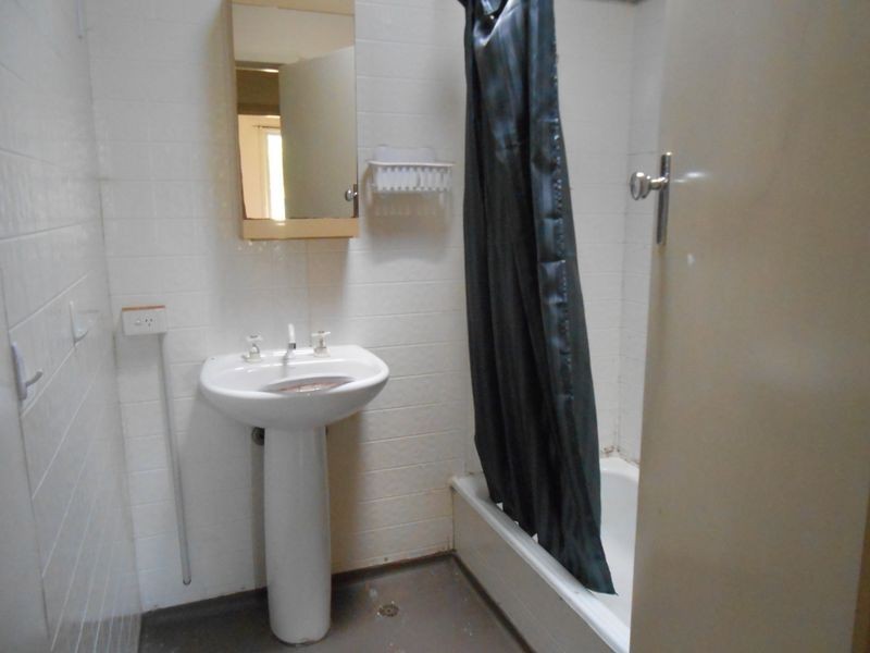 10 Ritchie Way, Cloverdale WA 6105