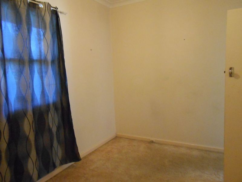 10 Ritchie Way, Cloverdale WA 6105