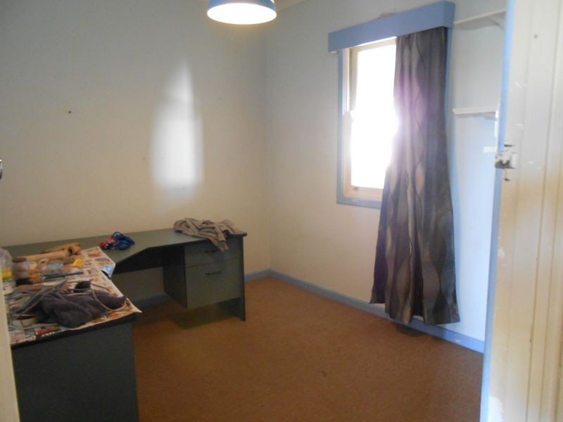 10 Ritchie Way, Cloverdale WA 6105