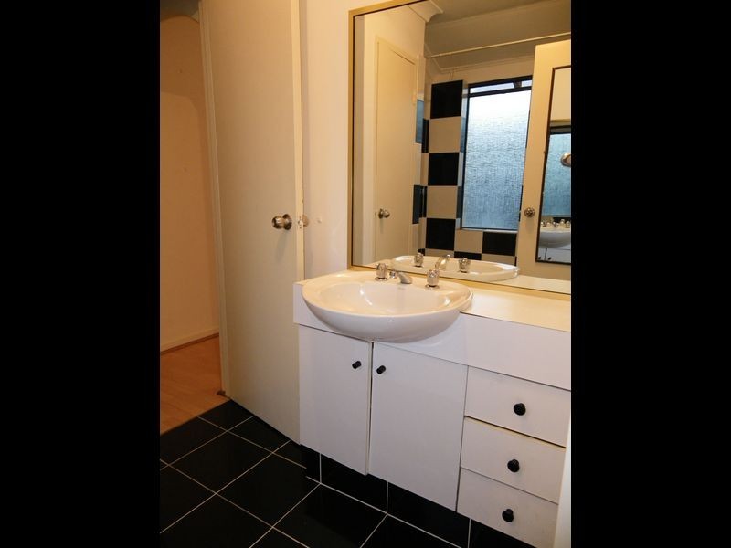 6/19 Victoria Street, Redcliffe WA 6104