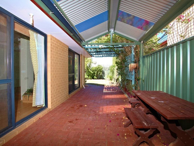 7 Excalibur Chase, Wattle Grove WA 6107