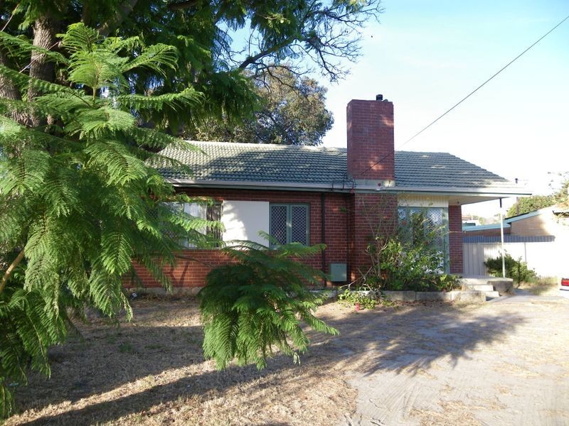 325 Belgravia Street, Cloverdale WA 6105