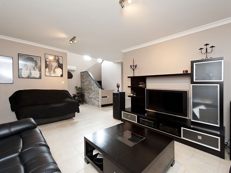 21 Sanderson Street, Embleton WA 6062