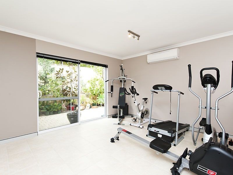 21 Sanderson Street, Embleton WA 6062