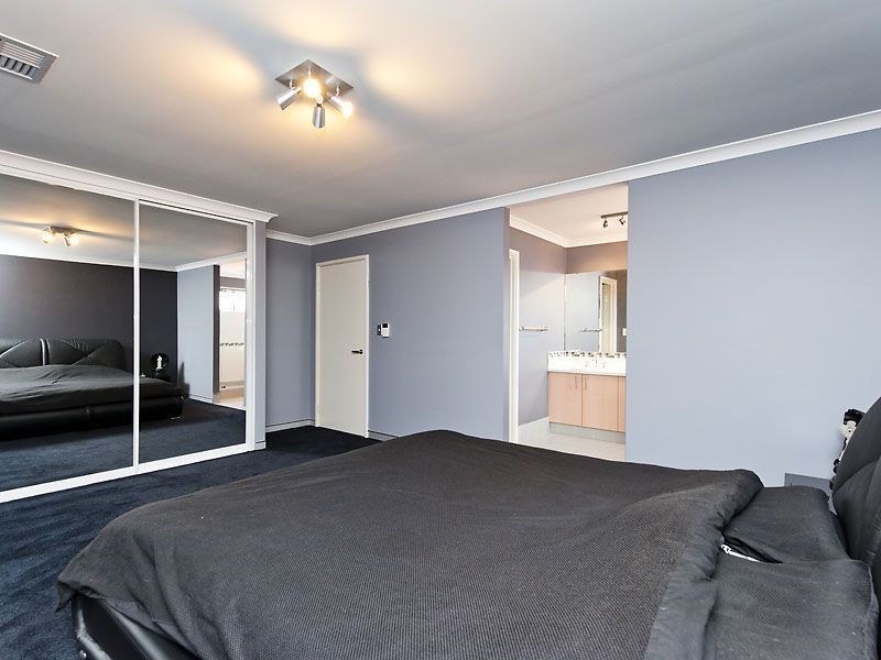 21 Sanderson Street, Embleton WA 6062