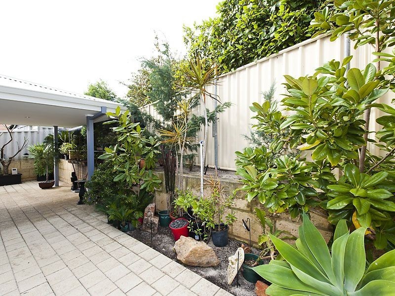 21 Sanderson Street, Embleton WA 6062