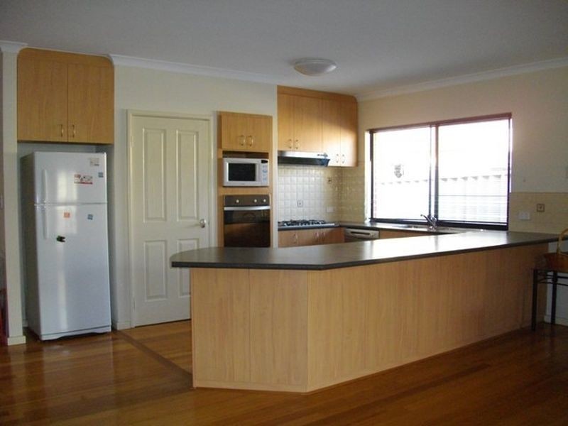 2/131 Armadale Road, Rivervale WA 6103