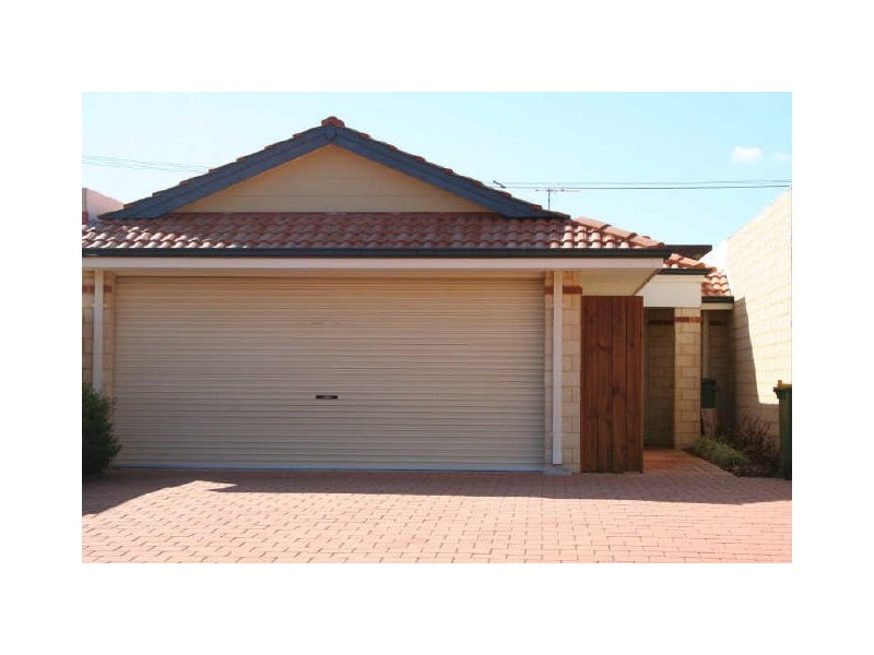 12C Harriet Place, Cloverdale WA 6105