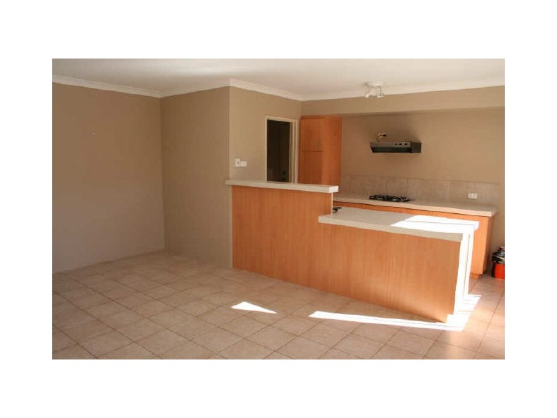 12C Harriet Place, Cloverdale WA 6105