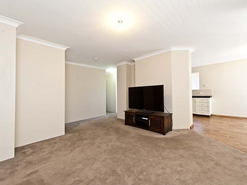 4/57 King George Street, Victoria Park WA 6100