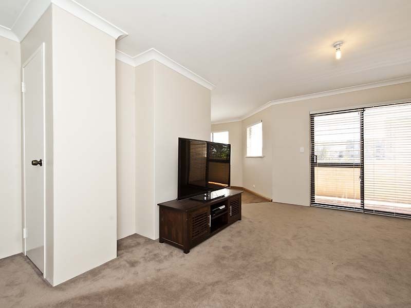 4/57 King George Street, Victoria Park WA 6100