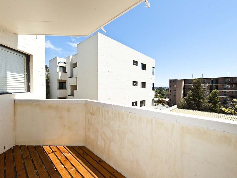 4/57 King George Street, Victoria Park WA 6100