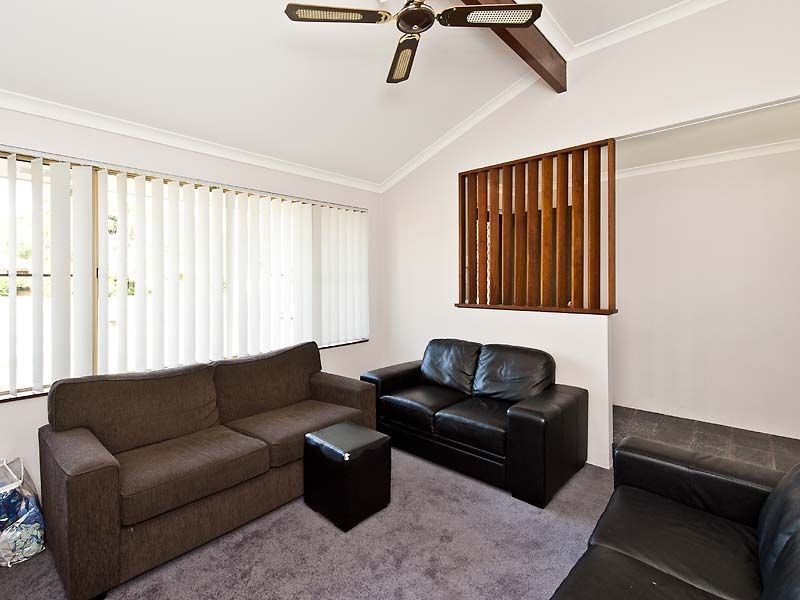 2 Grebe Court, High Wycombe WA 6057