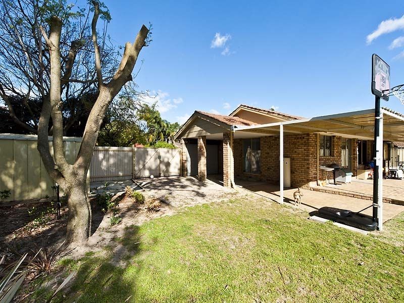 2 Grebe Court, High Wycombe WA 6057