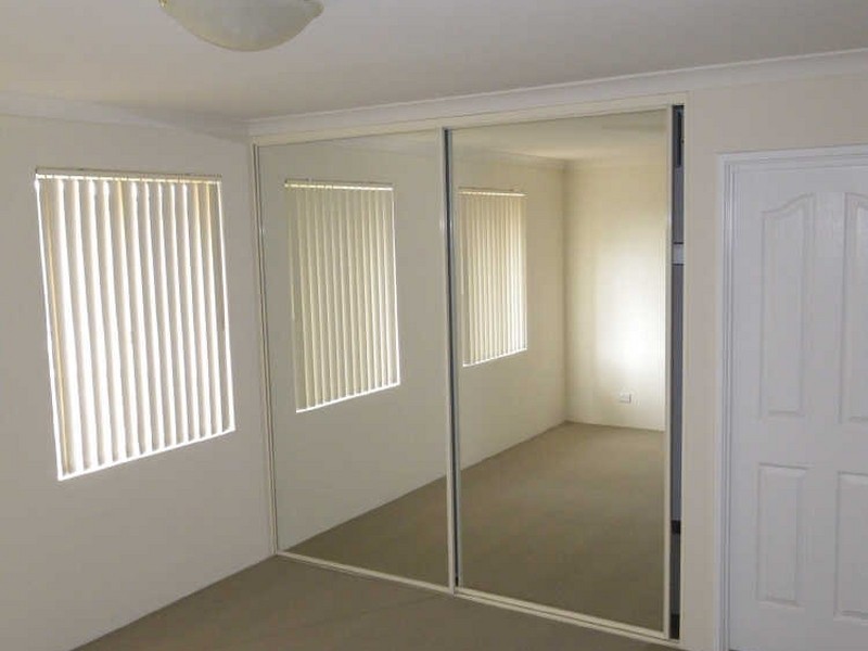 2/34 Knutsford Avenue, Rivervale WA 6103