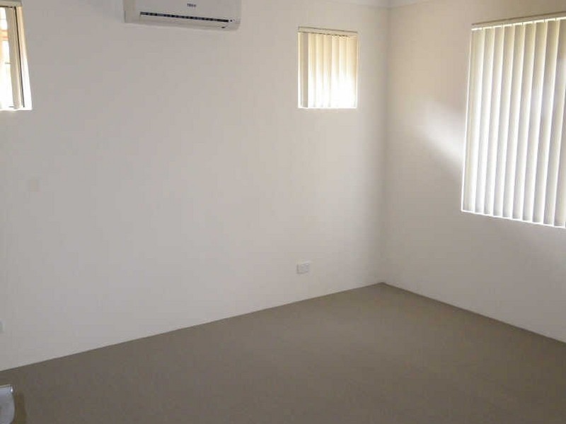 2/34 Knutsford Avenue, Rivervale WA 6103