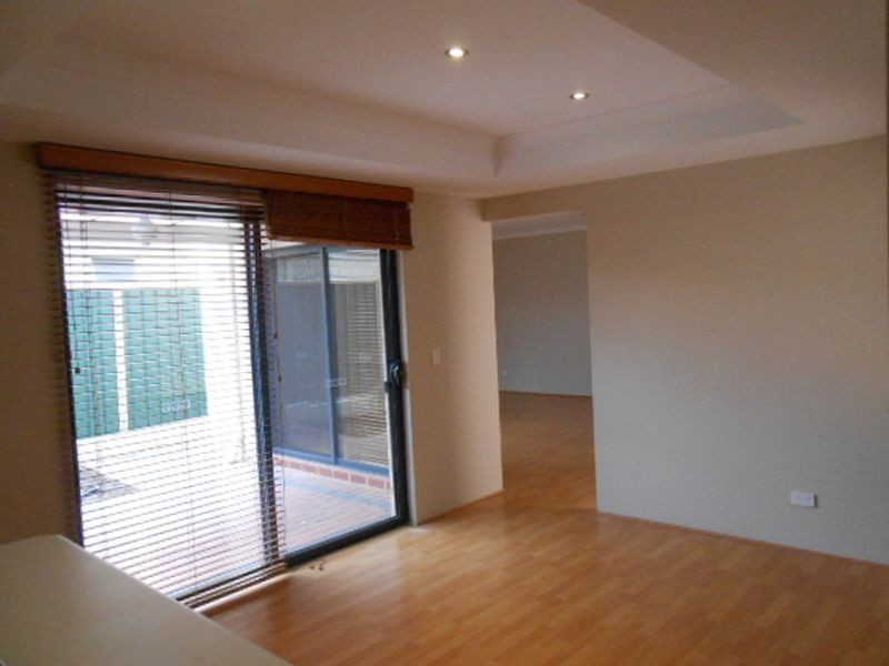 3/26 Mcglinn Way, Cloverdale WA 6105