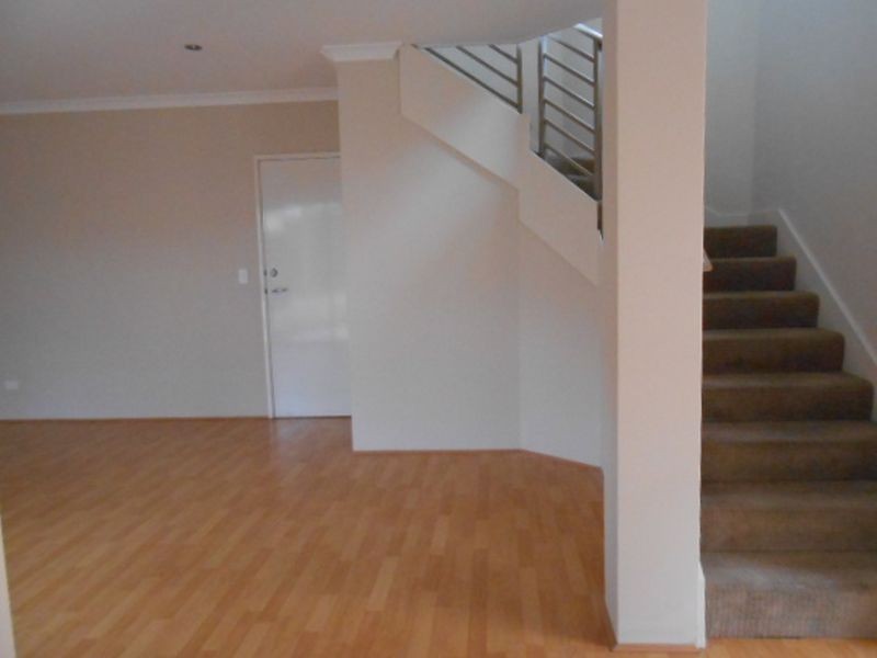 3/26 Mcglinn Way, Cloverdale WA 6105