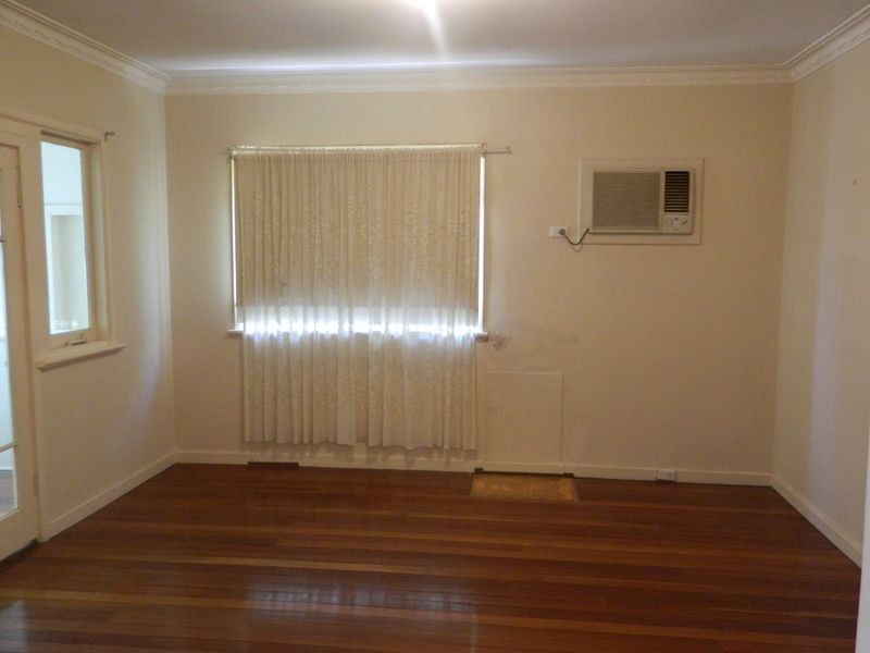 52 Sydenham Street, Rivervale WA 6103