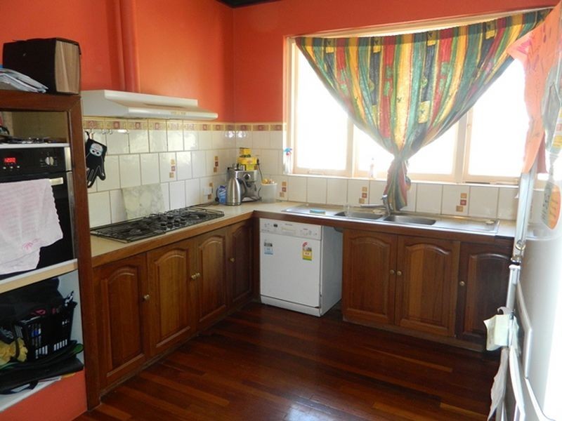 24 Berehaven Avenue, Thornlie WA 6108