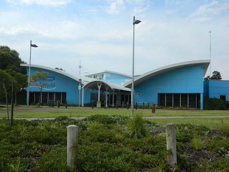 24 Berehaven Avenue, Thornlie WA 6108