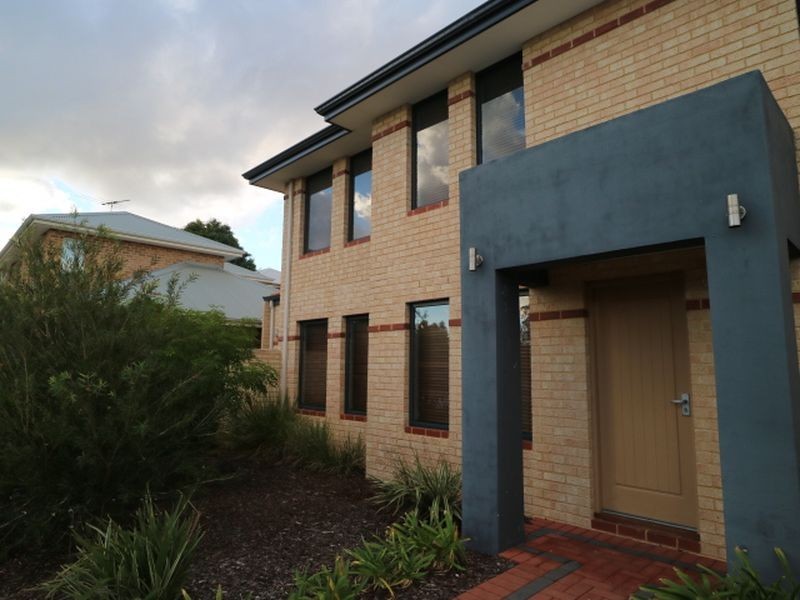 1/26 Mcglinn Way, Cloverdale WA 6105