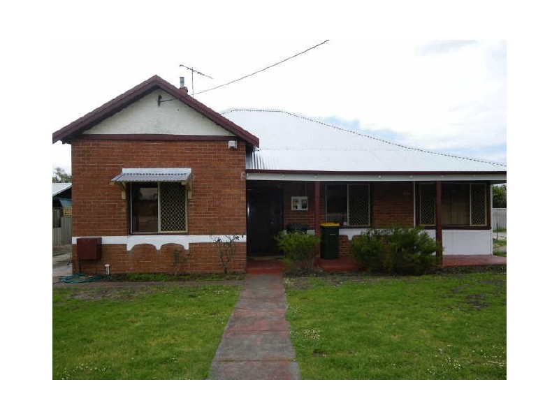 206 Rutland Ave, Carlisle WA 6101