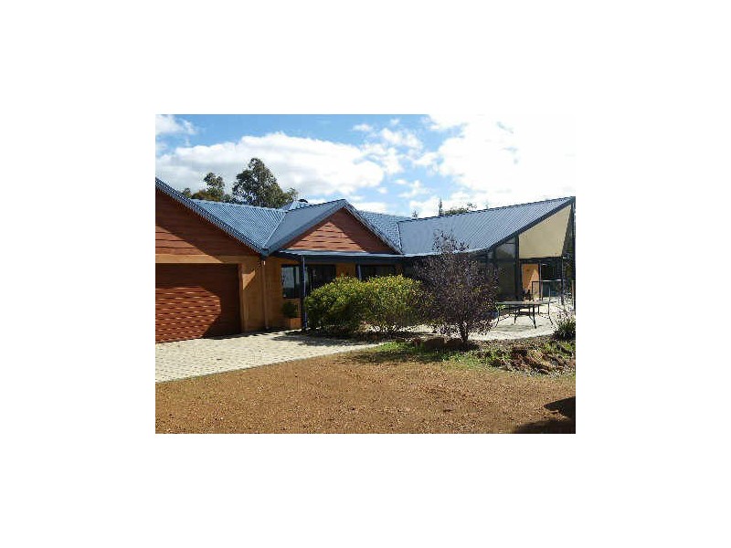 6 Francis Gregory Drive, Bedfordale WA 6112