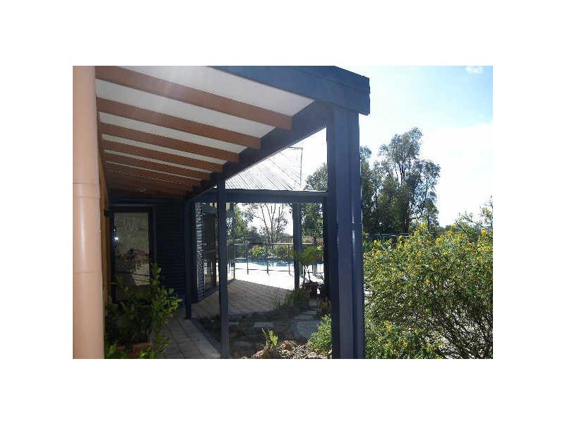 6 Francis Gregory Drive, Bedfordale WA 6112