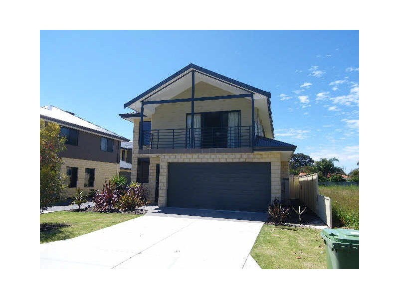 3/179 Leake Street, Belmont WA 6104